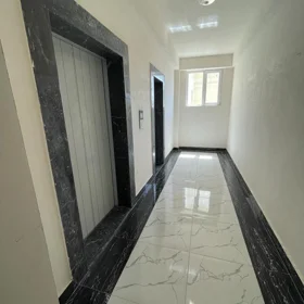 In Baku 166.0 m² apartment is for sale - Image 3