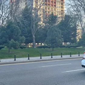 In Baku 128.0 m² apartment is for sale - Image 2