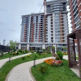 In Baku 98.0 m² apartment is for sale - Image 3