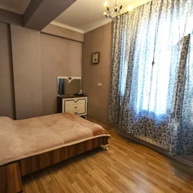 In Baku 90.0 m² apartment is for sale - Image 3