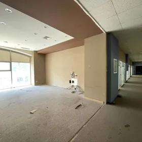 In Baku 1600.0 m² office is for rent - Image 3