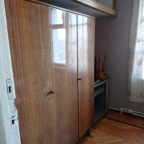 In Baku 70.0 m² apartment is for rent - Image 3