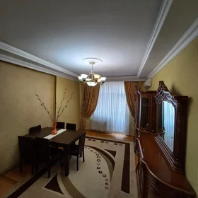 In Baku 60.0 m² apartment is for sale - Image 2