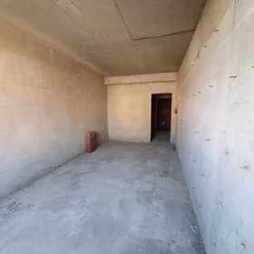 In Baku 70.0 m² apartment is for sale - Image 3