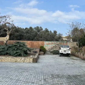 In Baku 1500.0 m² house with 11.0 rooms is for sale - Image 4