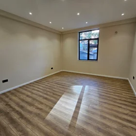 In Baku 710.0 m² commercial is for rent - Image 4