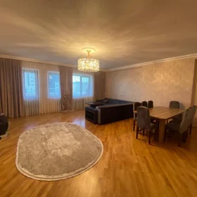 In Baku 161.0 m² apartment is for rent - Изображение 2