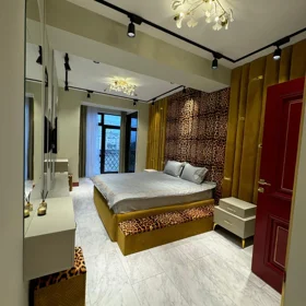 In Baku 180.0 m² apartment is for sale - Image 4