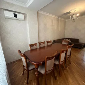 In Baku 120.0 m² apartment is for rent - Image 2