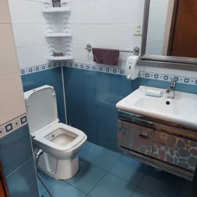 In Baku 75.0 m² house with 3.0 rooms is for sale - Image 5