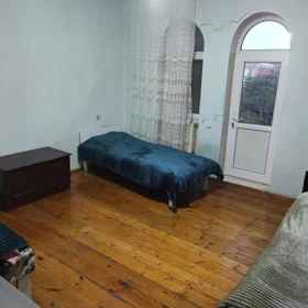 In Baku 10.0 m² house with 3.0 rooms is for sale - Image 4