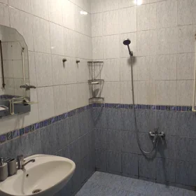 In Baku 10.0 m² house with 3.0 rooms is for sale - Image 5