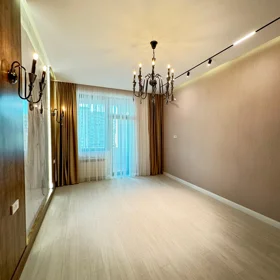 In Baku 100.0 m² apartment is for sale - Image 2