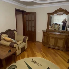 In Baku 120.0 m² apartment is for sale - Image 2