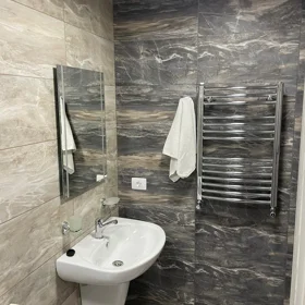 In Baku 100.0 m² apartment is for rent - Image 4