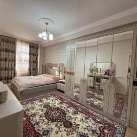 In Baku 110.0 m² apartment is for sale - Image 5