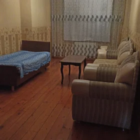 In Baku 85.0 m² apartment is for rent - Image 2