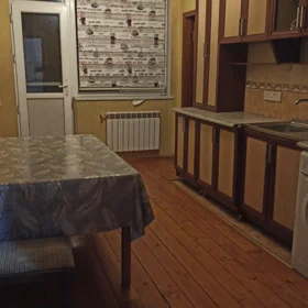 In Baku 85.0 m² apartment is for rent - Image 4