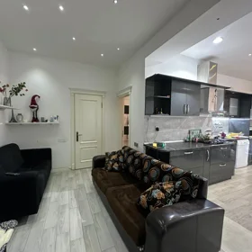 In Baku 70.0 m² apartment is for rent - Image 4