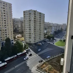 In Baku 80.0 m² apartment is for rent - Image 2