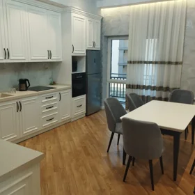 In Baku 130.0 m² apartment is for rent - Image 2