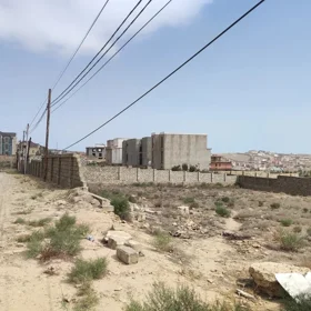 In Baku nan acre land is for sale - Image 2