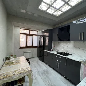 In Sumgayit 70.0 m² apartment is for sale - Image 2