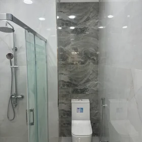 In Baku 130.0 m² apartment is for rent - Image 5