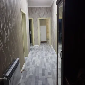 In Baku 90.0 m² house with 4.0 rooms is for sale - Image 3