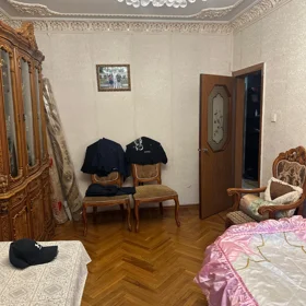 In Baku 68.0 m² apartment is for sale - Image 3