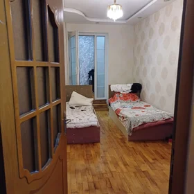 In Baku 120.0 m² apartment is for rent - Image 3