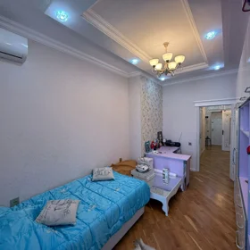 In Baku 70.0 m² apartment is for rent - Image 4