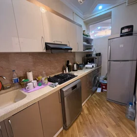 In Baku 70.0 m² apartment is for rent - Image 5