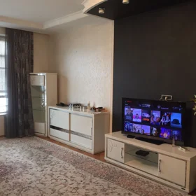 In Baku 130.0 m² apartment is for rent - Image 2