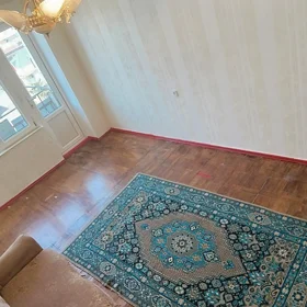 In Baku 42.0 m² apartment is for sale - Image 3