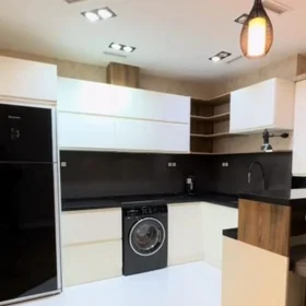 In Baku 60.0 m² apartment is for rent - Image 3