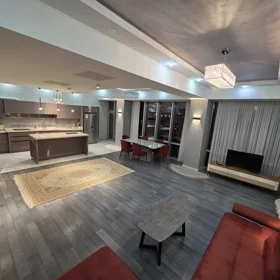 In Baku 170.0 m² apartment is for rent - Image 5