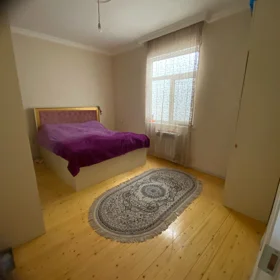 In Khirdalan 120.0 m² house with 4.0 rooms is for sale - Image 4