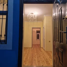 In Baku 70.0 m² house with 2.0 rooms is for sale - Image 4
