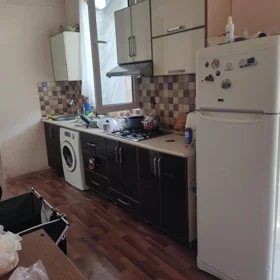 In Baku 60.0 m² apartment is for sale - Image 2