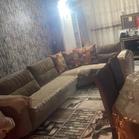 In Baku 120.0 m² apartment is for sale - Image 3
