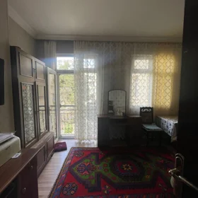 In Baku 65.0 m² apartment is for sale - Image 2
