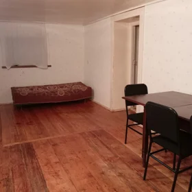 In Ganja 100.0 m² house with 4.0 rooms is for rent - Image 2