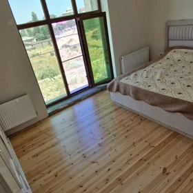 In Baku 170.0 m² house with 4.0 rooms is for rent - Image 4