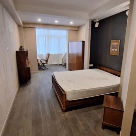 In Baku 90.0 m² apartment is for rent - Image 5