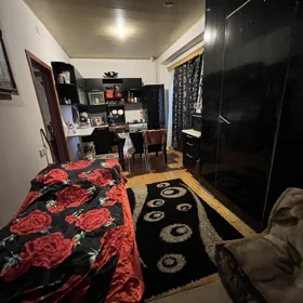 In Baku 90.0 m² house with 6.0 rooms is for sale - Image 3