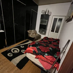 In Baku 90.0 m² house with 6.0 rooms is for sale - Image 4
