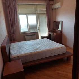 Baku-da 90.0 m2 mənzil kirayə verilir - Şəkil 4