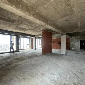 In Baku 117.0 m² apartment is for sale - Image 4