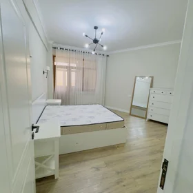 In Baku 130.0 m² apartment is for rent - Image 5